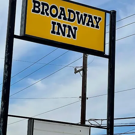 Broadway Inn Motel-2